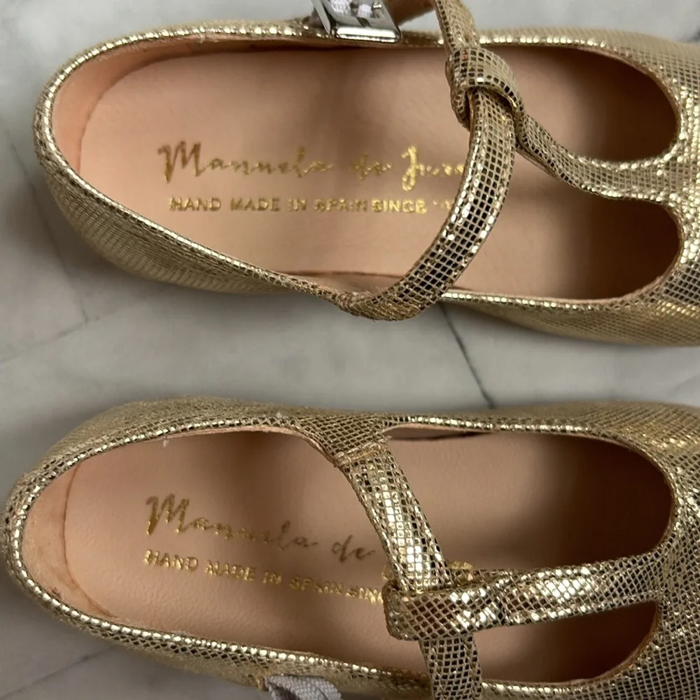 Manuela de Juan Little Girl’s Gold T-Strap Mary Janes